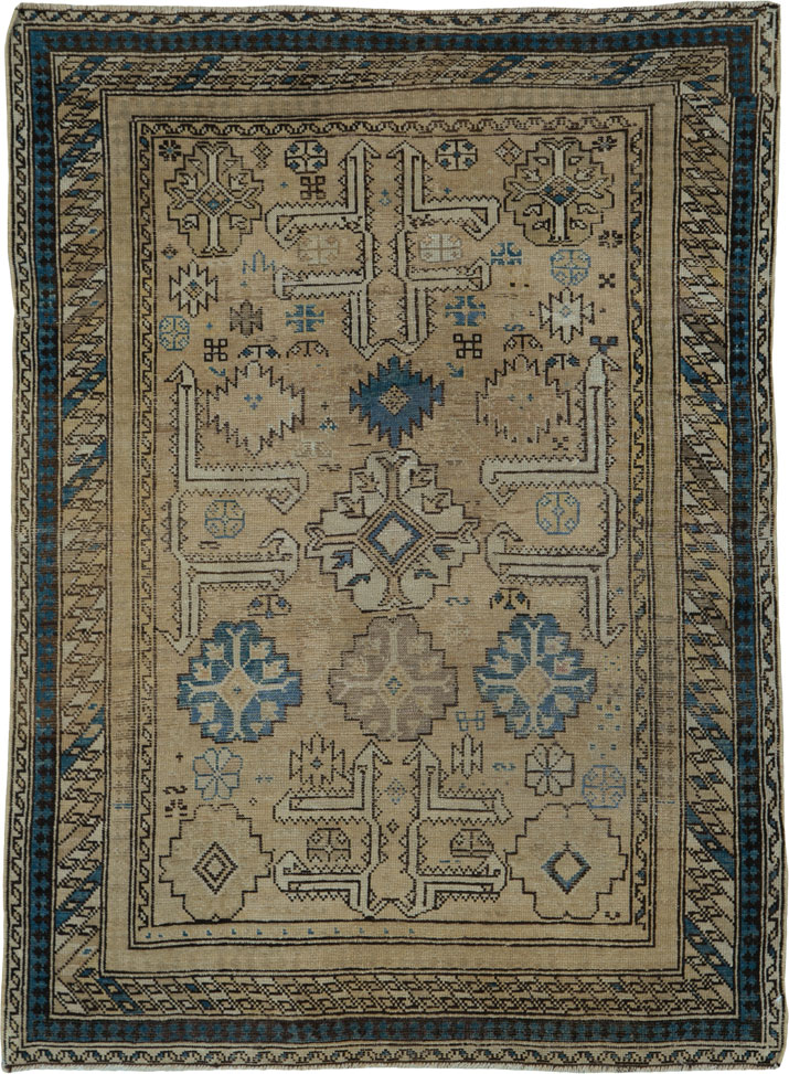 Antique Caucasian Rug, No.24940 - Galerie Shabab