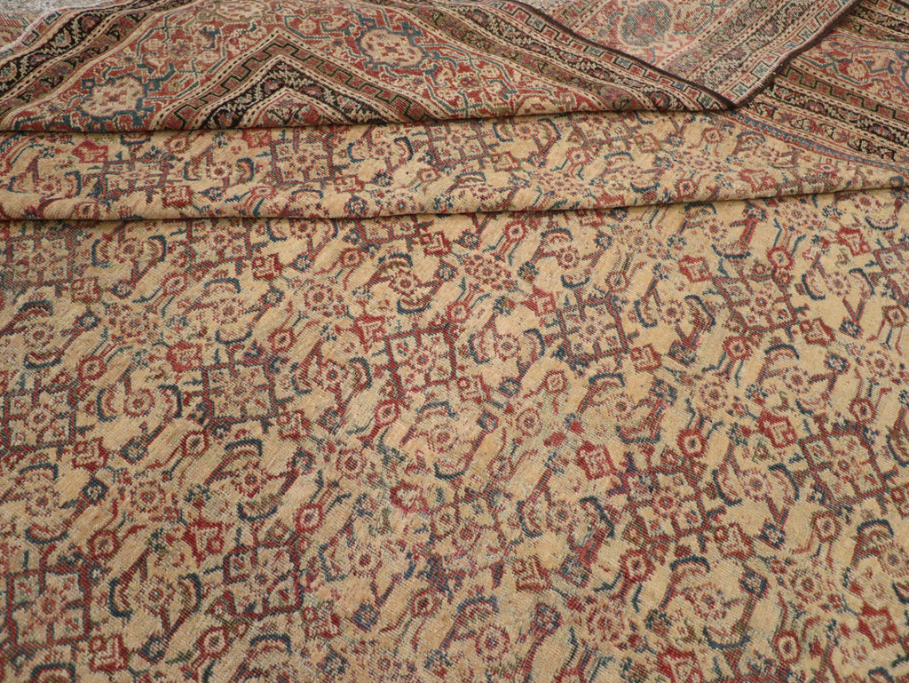 Antique Persian Mahal Oversize Carpet, No.24942 - Galerie Shabab