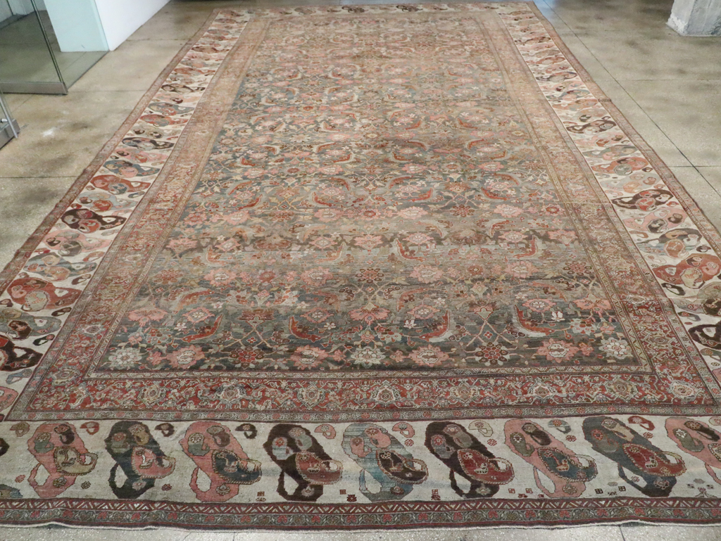 Antique Persian Bidjar Oversize Carpet, No.24945 - Galerie Shabab