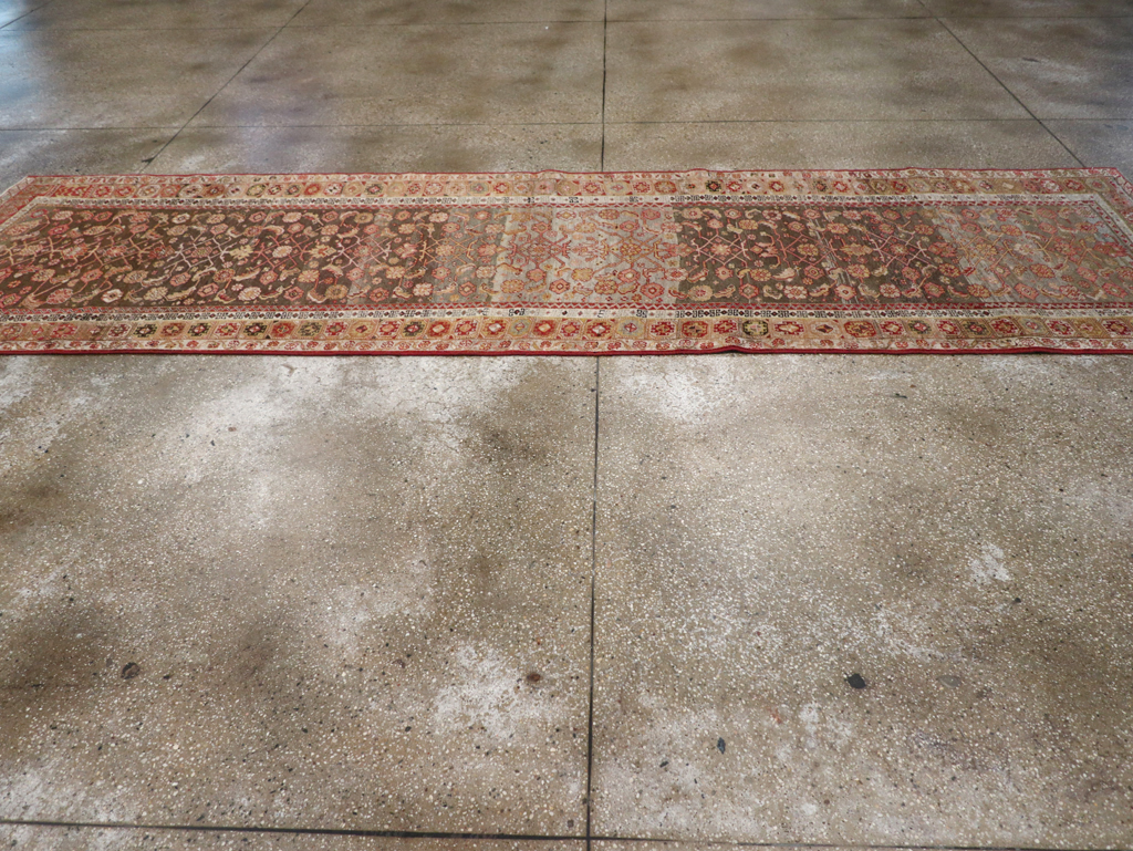 Antique Persian Bidjar Runner, No.24957 - Galerie Shabab