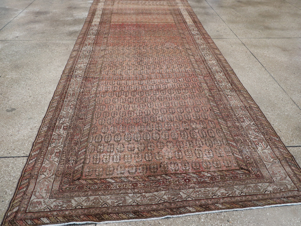 Antique Persian Malayer Gallery Carpet, No.24958 - Galerie Shabab