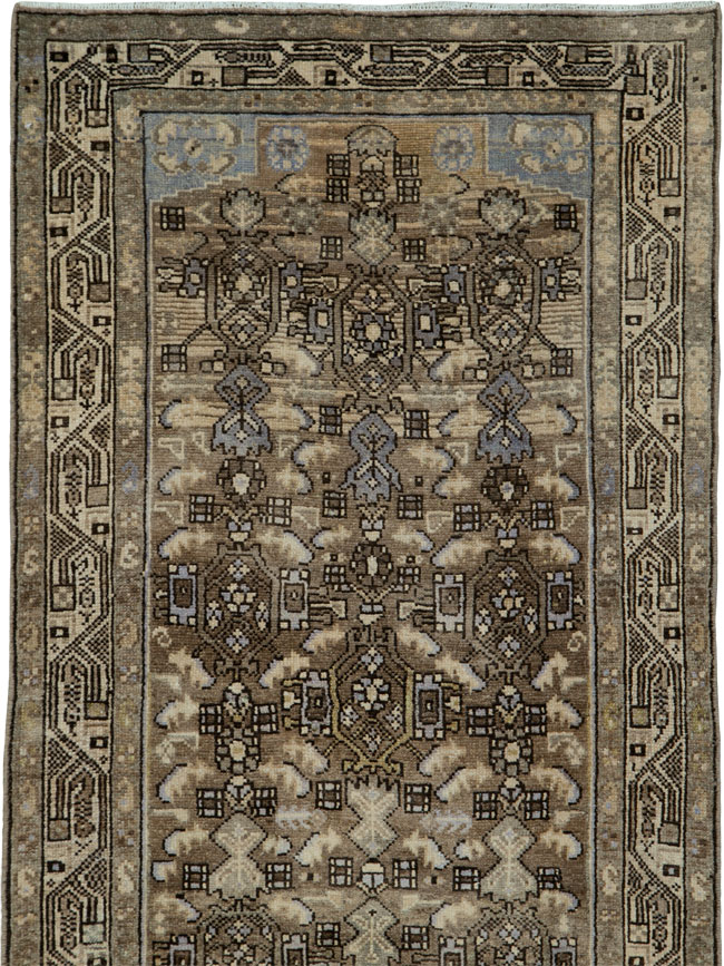 Vintage Persian Malayer Runner, No.24960 - Galerie Shabab