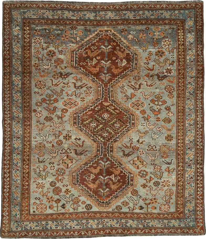 Antique Persian Shiraz Rug, No.24964 - Galerie Shabab