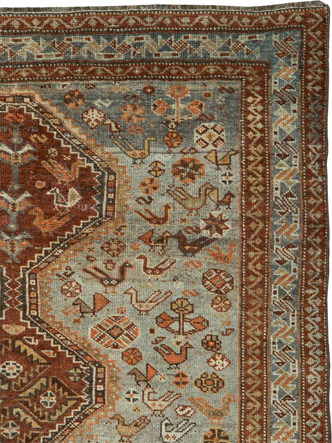 Antique Persian Shiraz Rug, No.24964 - Galerie Shabab