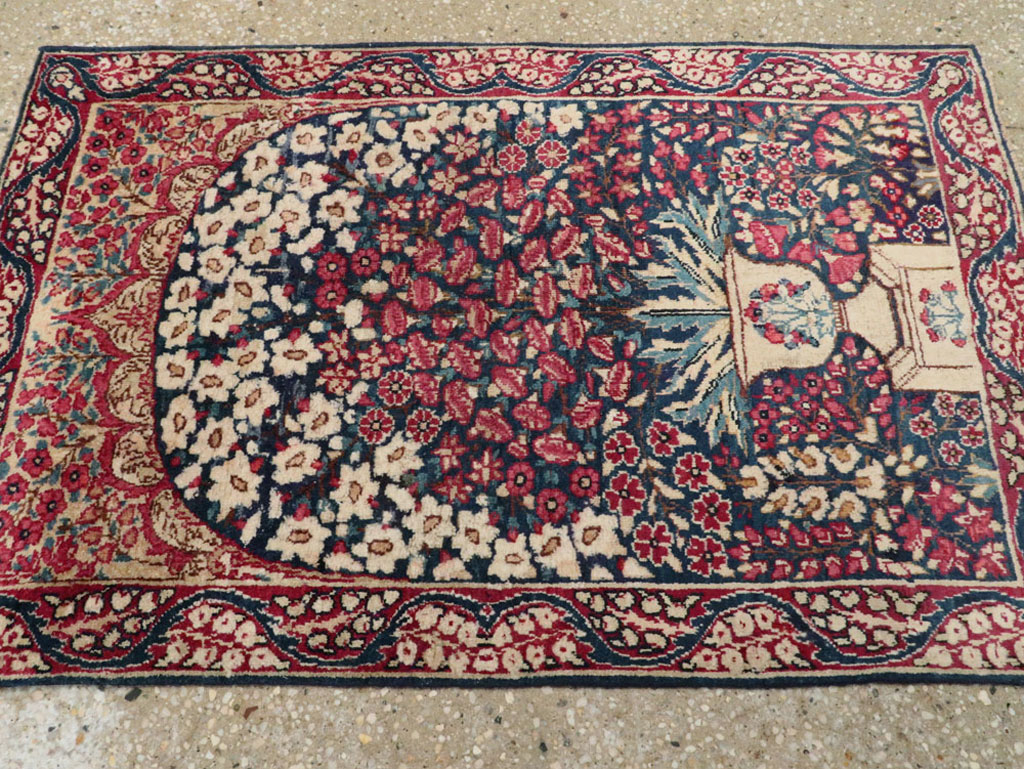 Antique Persian Lavar Kerman Rug, No.24995 - Galerie Shabab