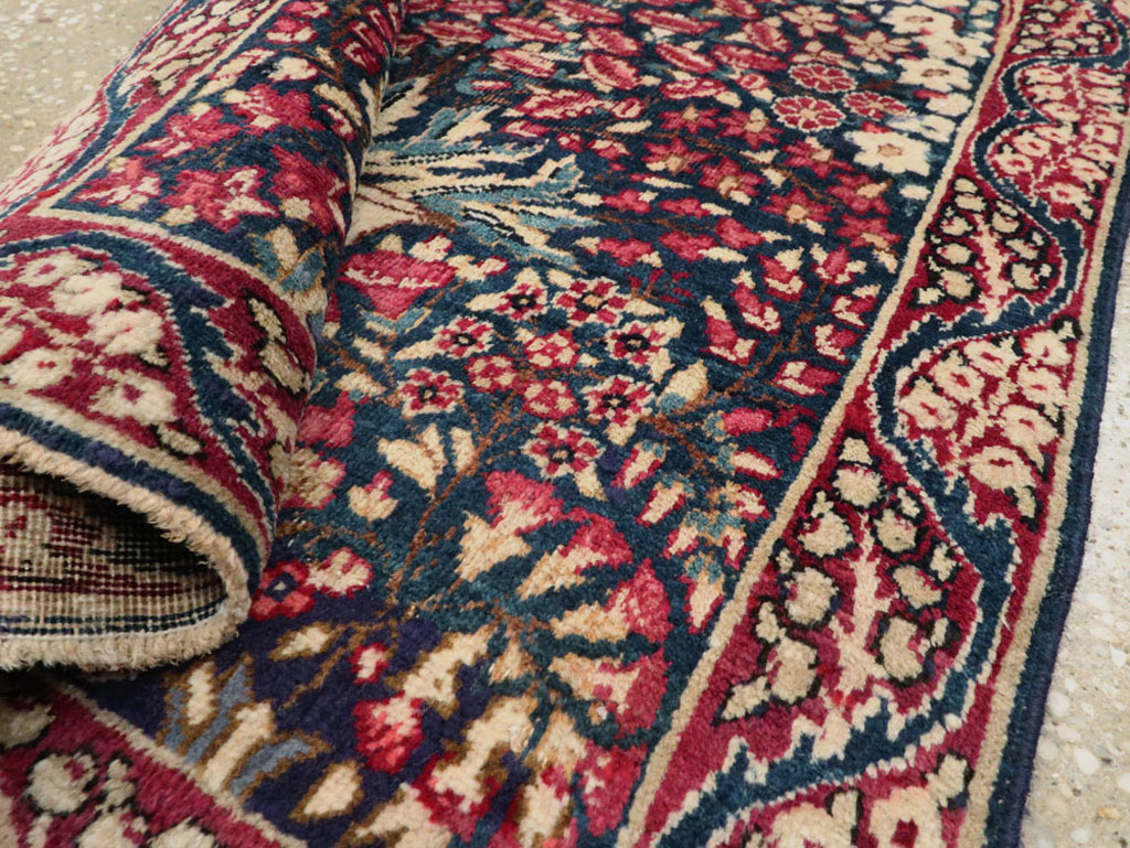 Antique Persian Lavar Kerman Rug, No.24995 - Galerie Shabab