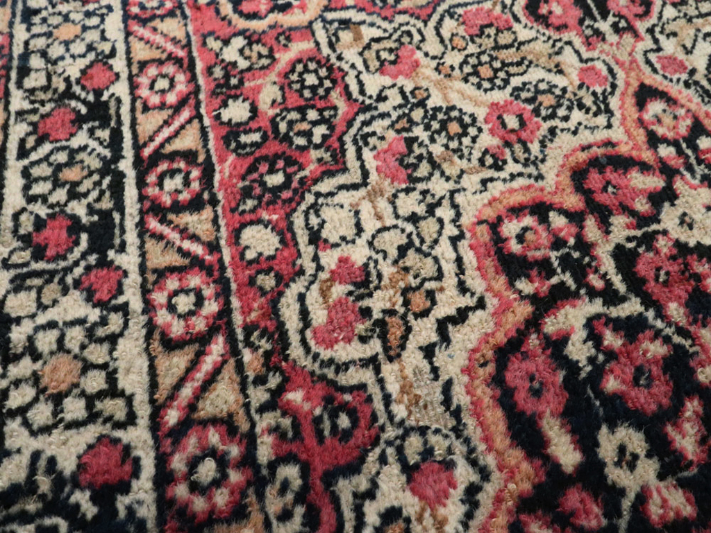 Antique Persian Lavar Kerman Rug, No.25003 - Galerie Shabab
