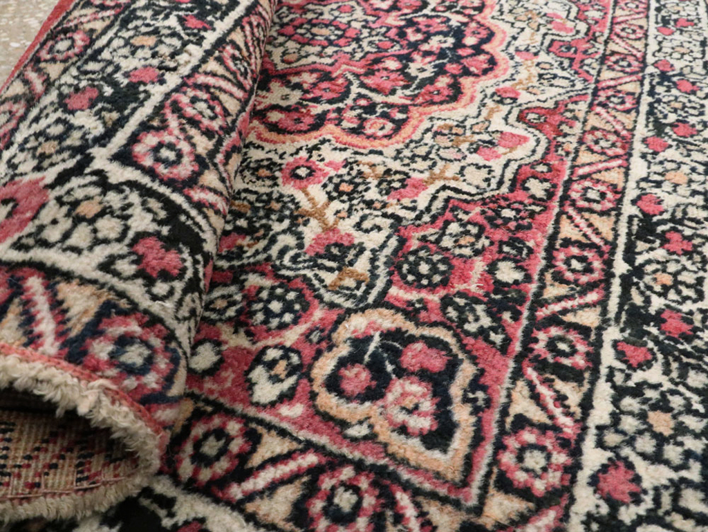 Antique Persian Lavar Kerman Rug, No.25003 - Galerie Shabab