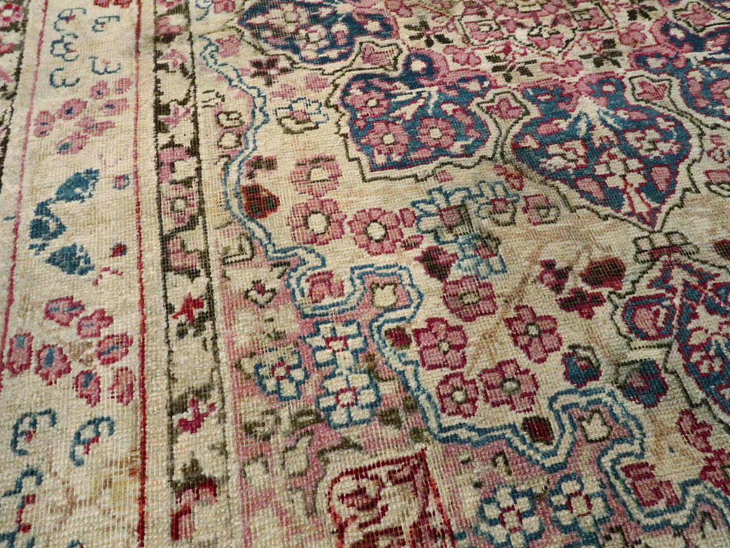 Antique Persian Lavar Kerman Rug, No.25007 - Galerie Shabab