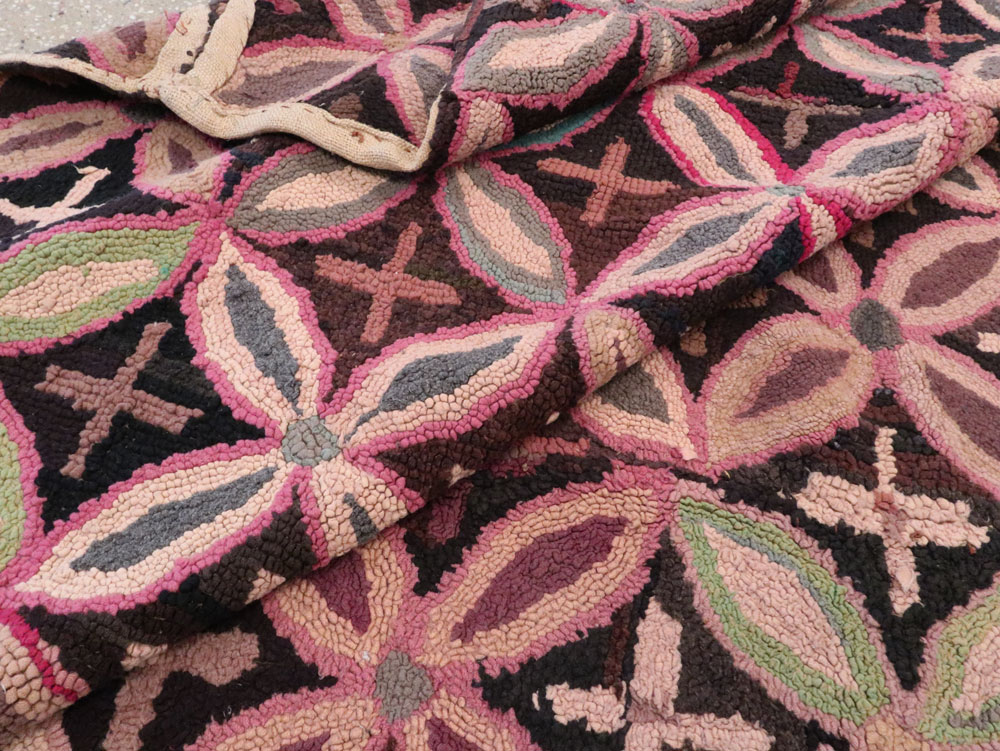 Antique American Hook Rug, No.25033 - Galerie Shabab