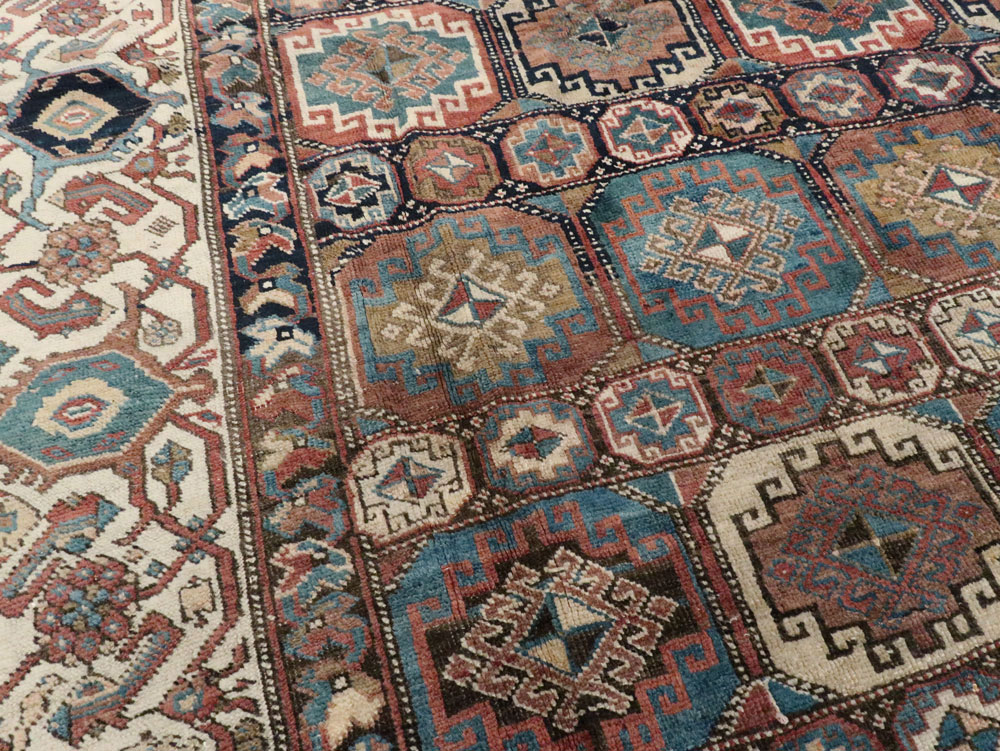 Antique Persian Northwest Carpet, No.25038 - Galerie Shabab
