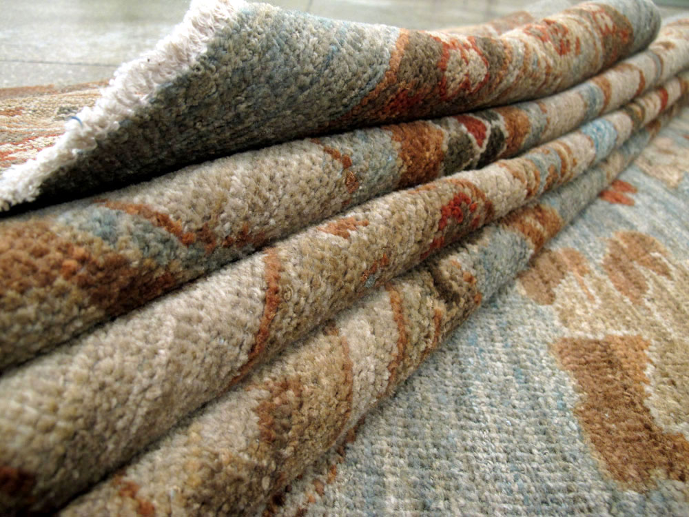 Modern Persian Sultanabad Carpet, No.25051 - Galerie Shabab