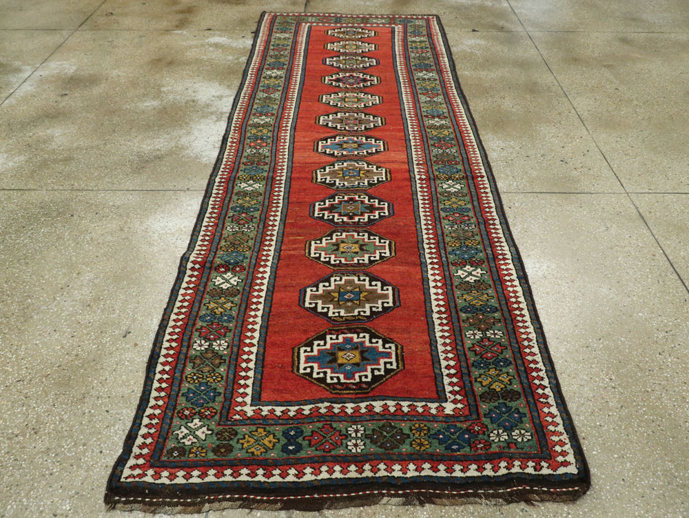 Antique Persian Kurdish Runner, No.25053 - Galerie Shabab