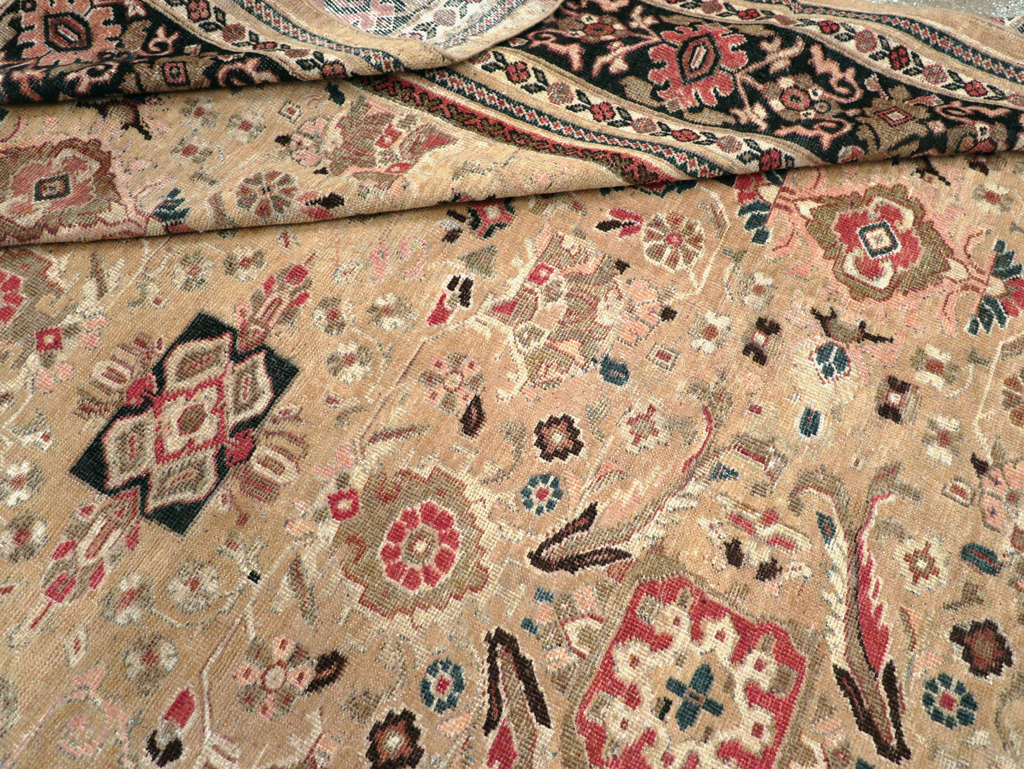 Antique Persian Mahal Room Size Carpet, No.25058 - Galerie Shabab