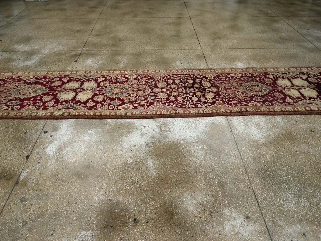 Antique Indian Agra Runner, No.25076 - Galerie Shabab