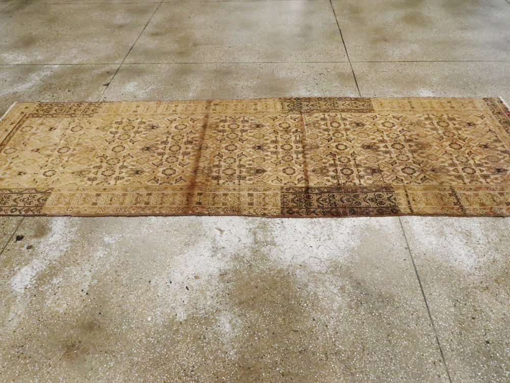 Vintage Persian Malayer Runner, No.25081 - Galerie Shabab