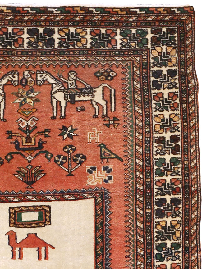 Vintage Persian Shiraz Pictorial Rug, No.25087 - Galerie Shabab