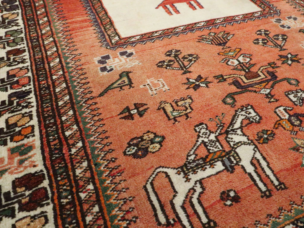 Vintage Persian Shiraz Pictorial Rug, No.25087 - Galerie Shabab