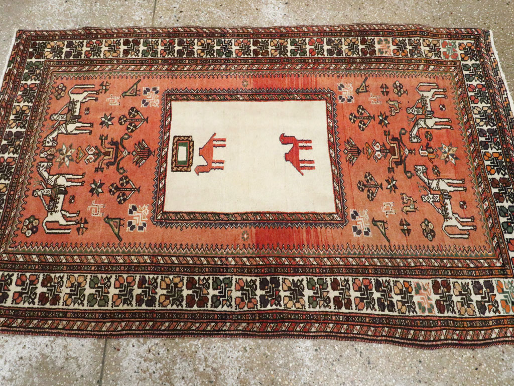 Vintage Persian Shiraz Pictorial Rug, No.25087 - Galerie Shabab