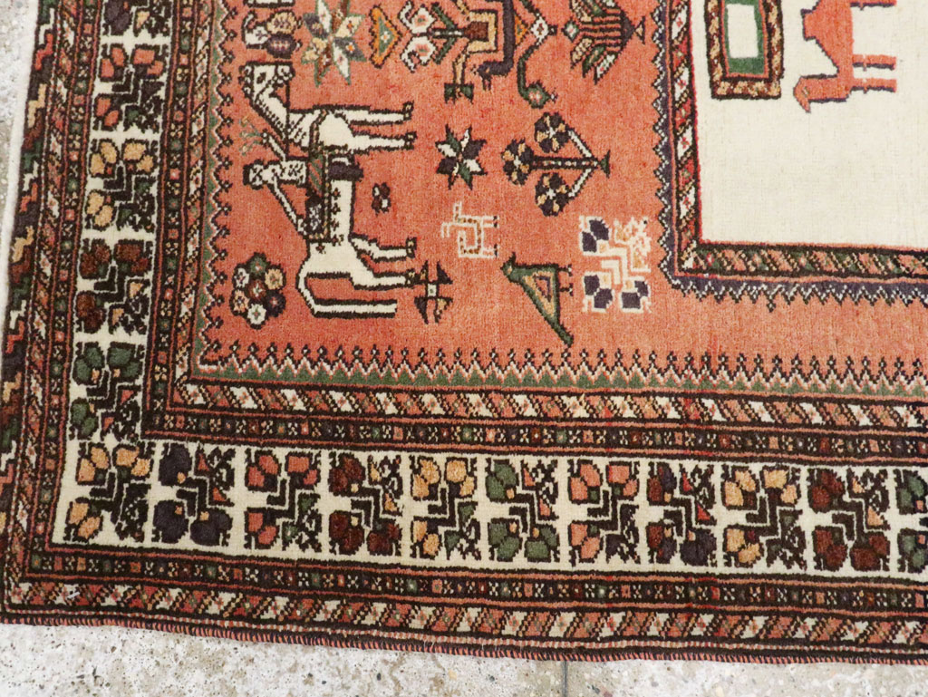 Vintage Persian Shiraz Pictorial Rug, No.25087 - Galerie Shabab