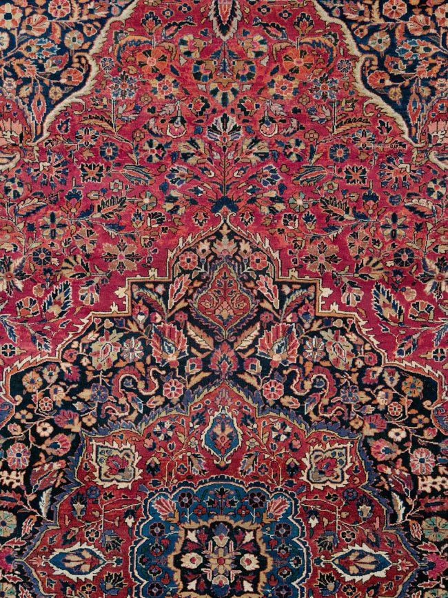 Antique Persian Sarouk Carpet, No.25095 - Galerie Shabab