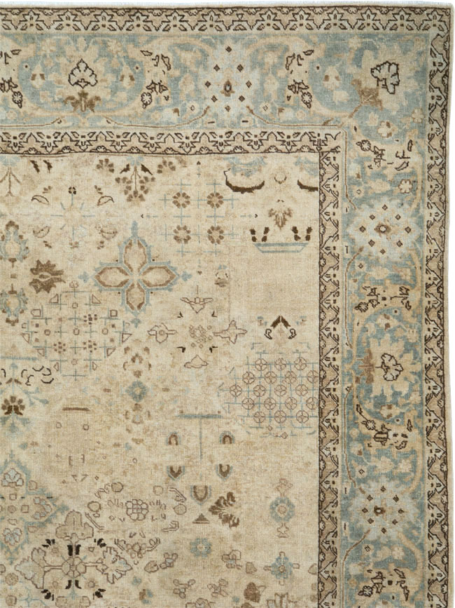 Antique Persian Tabriz Carpet, No.25112 - Galerie Shabab