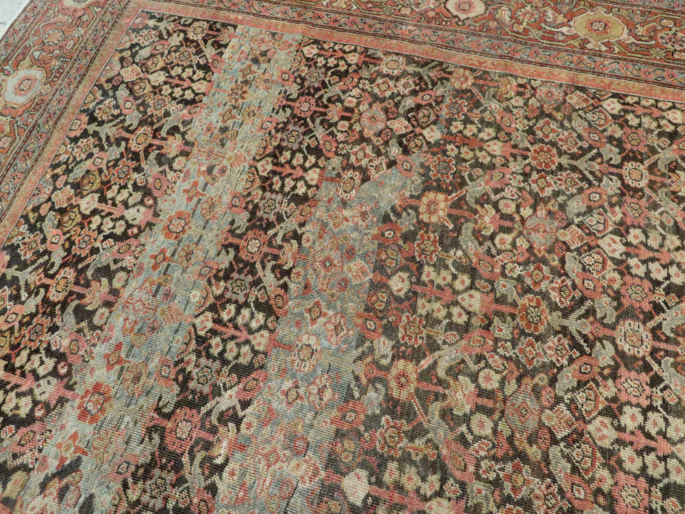 Antique Persian Fereghan Carpet, No.25123 - Galerie Shabab