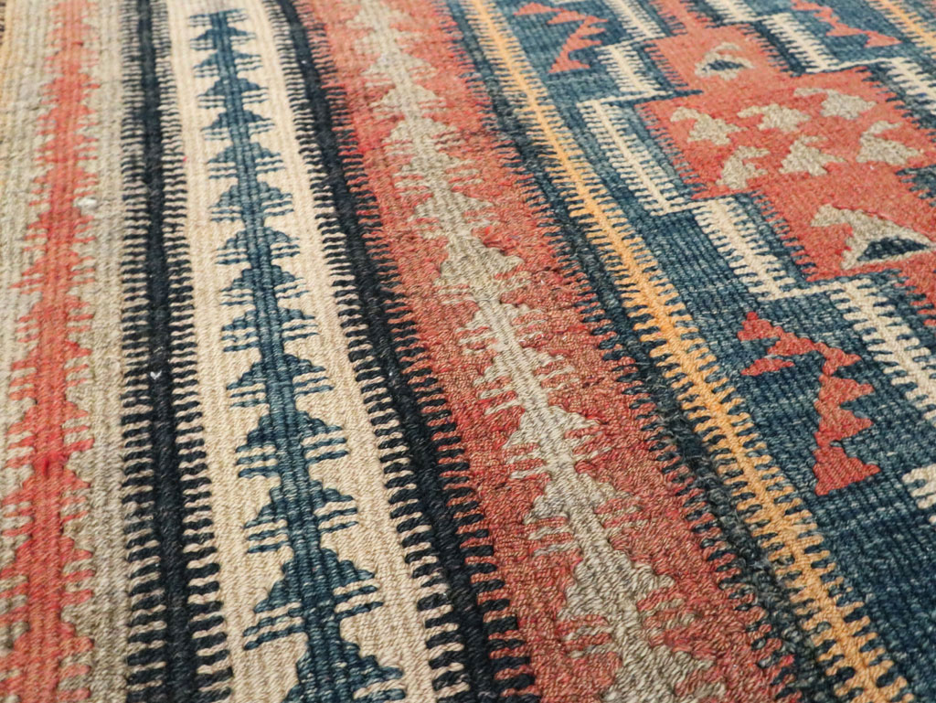 Vintage Persian Flatweave Kilim, No.25152 - Galerie Shabab