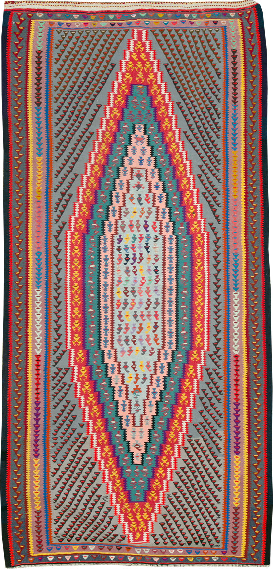 Vintage Persian Kilim, No.25154 - Galerie Shabab