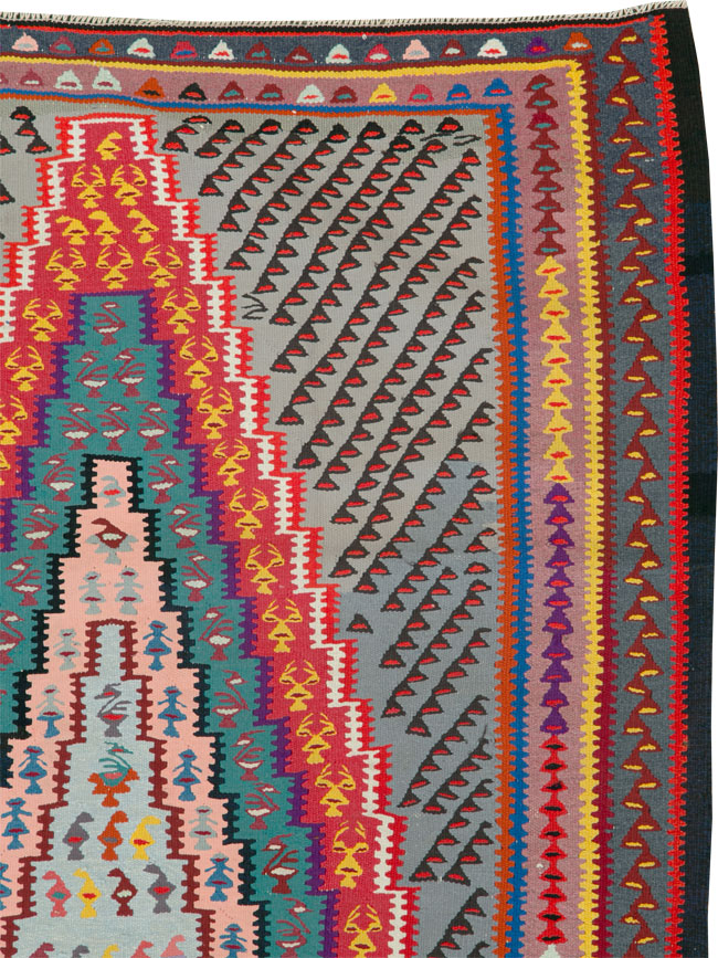 Vintage Persian Kilim, No.25154 - Galerie Shabab