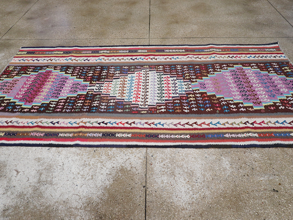 Vintage Persian Flatweave Kilim Gallery Rug, No.25155 - Galerie Shabab
