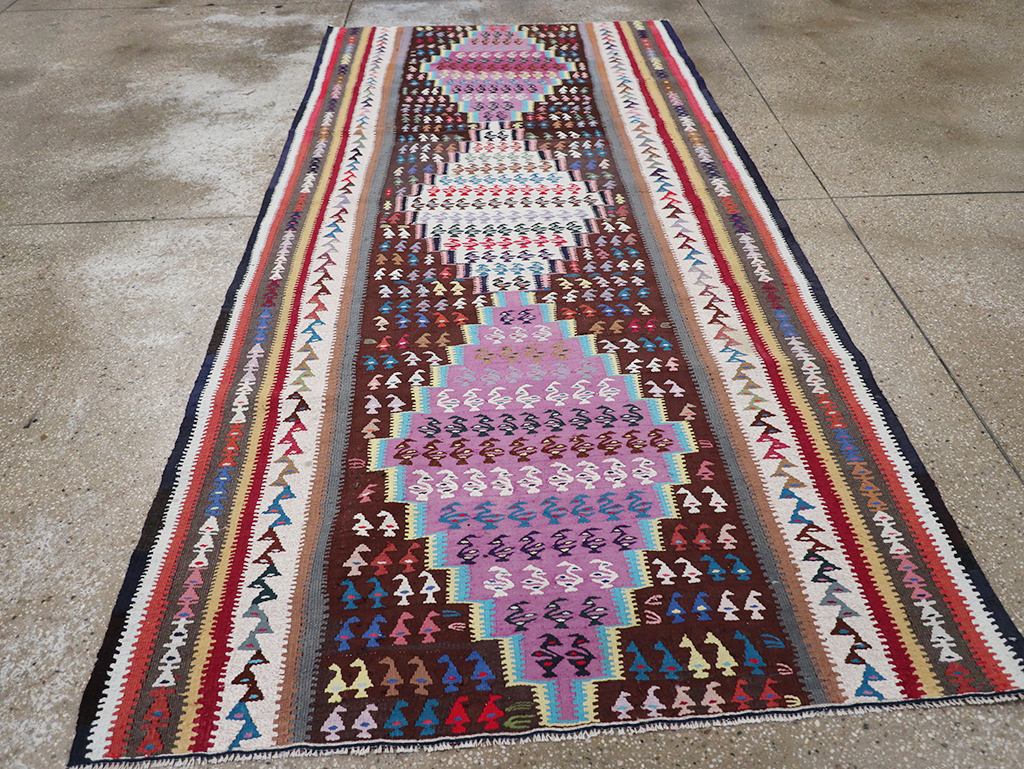 Vintage Persian Flatweave Kilim Gallery Rug, No.25155 - Galerie Shabab