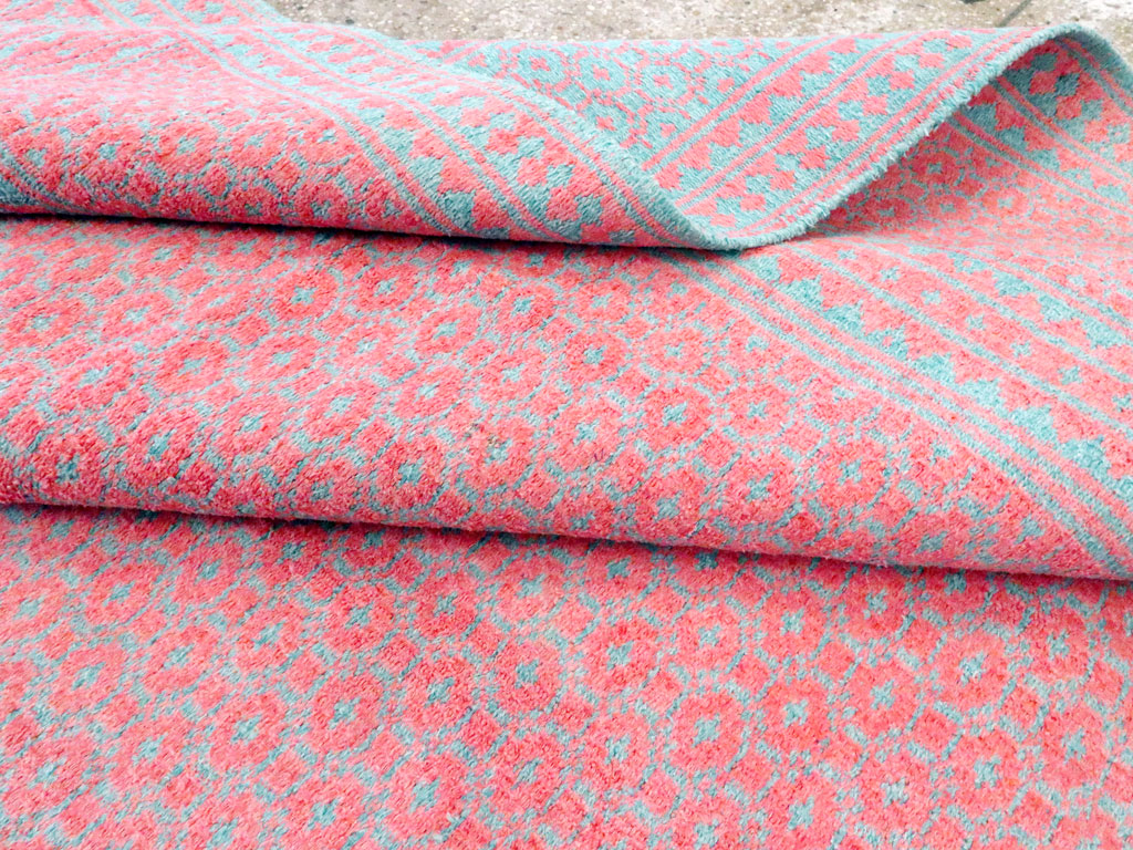 Vintage Persian Flatweave Kilim Accent Rug, No.25178 - Galerie Shabab