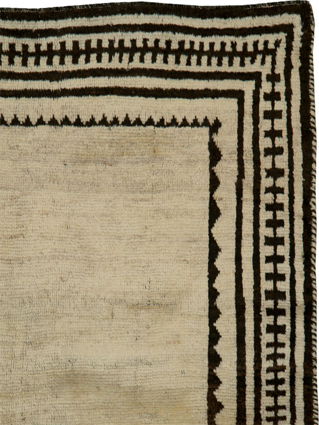 Vintage Persian Gabbeh Rug, No.25180 - Galerie Shabab