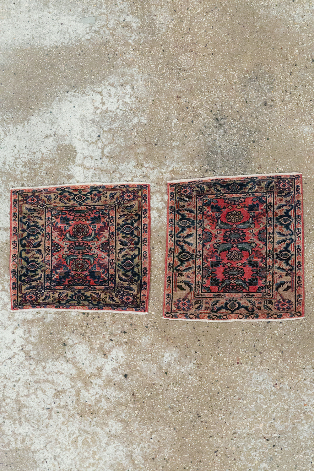 Vintage Persian Bidjar Rug (Pair: 1 of 2), No.25181 - Galerie Shabab