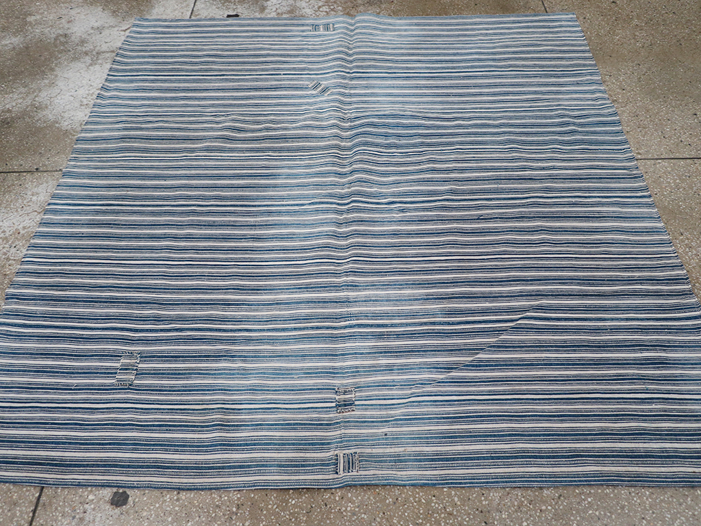 Vintage Persian Flatweave Kilim Square Accent Rug, No.25191 - Galerie Shabab