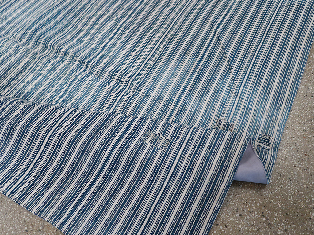 Vintage Persian Flatweave Kilim Square Accent Rug, No.25191 - Galerie Shabab