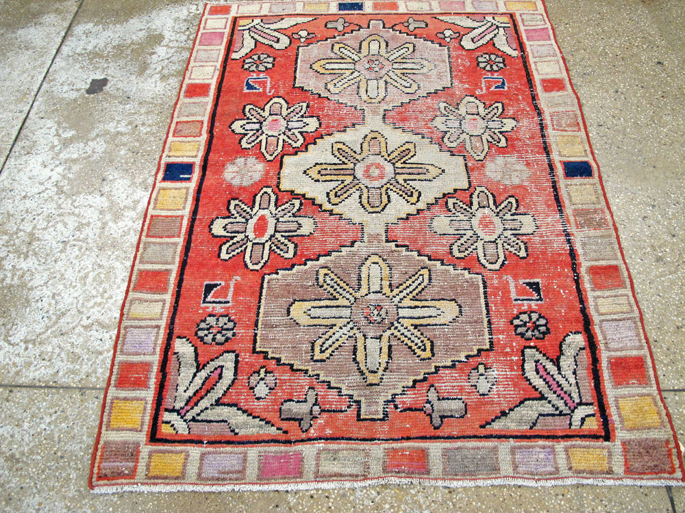 Vintage East Turkestan Khotan Rug, No.25194 - Galerie Shabab