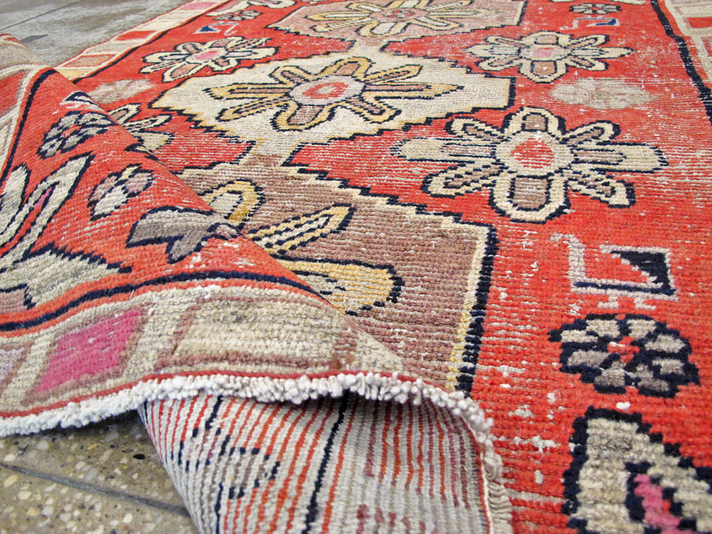 Vintage East Turkestan Khotan Rug, No.25194 - Galerie Shabab