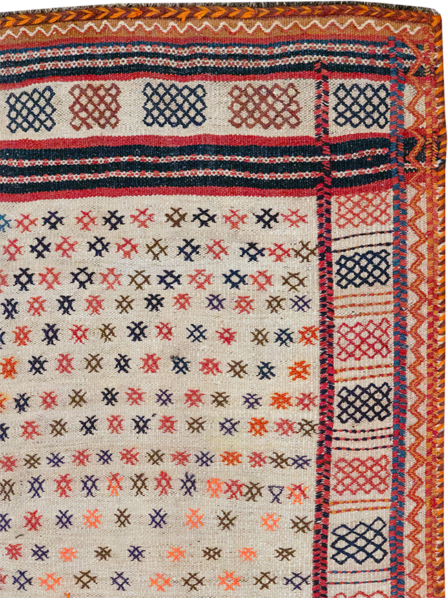 Vintage Persian Flatweave Kilim Throw Rug, No.25199 - Galerie Shabab