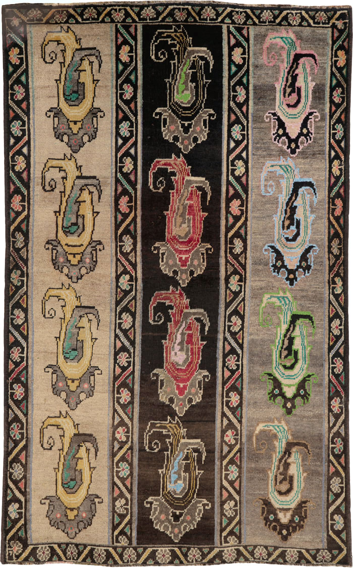 Vintage Persian Shiraz Rug, No.25208 - Galerie Shabab