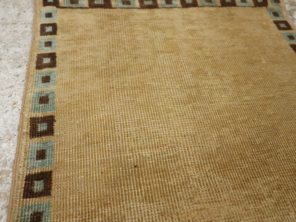 Antique Persian Tabriz Rug, No.25213 - Galerie Shabab