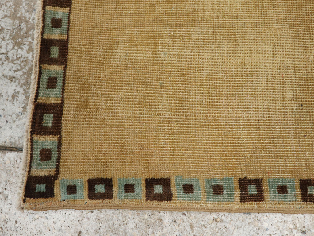 Antique Persian Tabriz Rug, No.25213 - Galerie Shabab