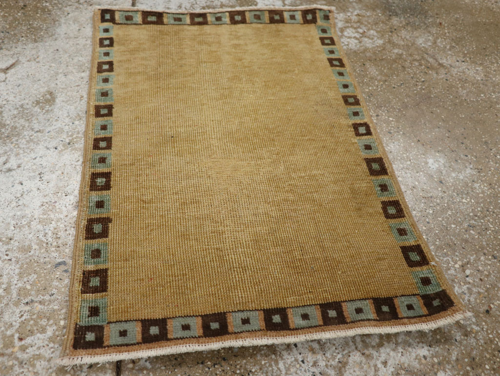Antique Persian Tabriz Rug, No.25213 - Galerie Shabab