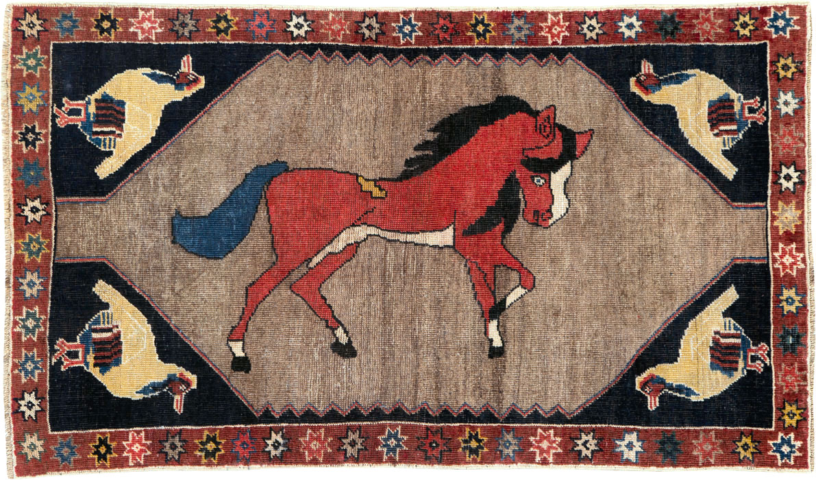Vintage Persian Shiraz Pictorial Rug, No.25214 - Galerie Shabab