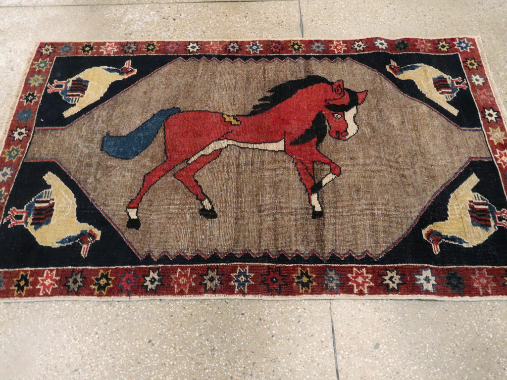 Vintage Persian Shiraz Pictorial Rug, No.25214 - Galerie Shabab