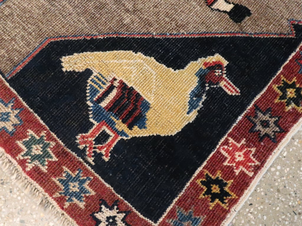 Vintage Persian Shiraz Pictorial Rug, No.25214 - Galerie Shabab