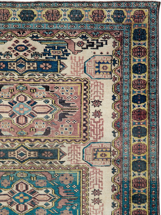 Vintage Persian Veece Throw Rug, No.25222 - Galerie Shabab