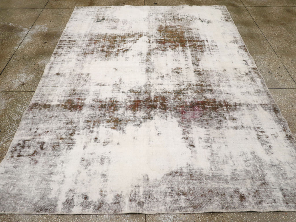 Distressed Vintage Persian Tabriz Small Room Size Carpet, No.25234 - Galerie Shabab