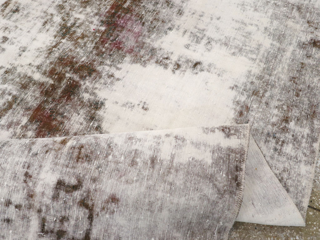 Distressed Vintage Persian Tabriz Small Room Size Carpet, No.25234 - Galerie Shabab